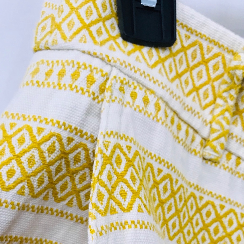 3/$25 100% Loft Cotton Aztec Print Shorts (B1) - Picture 6 of 7